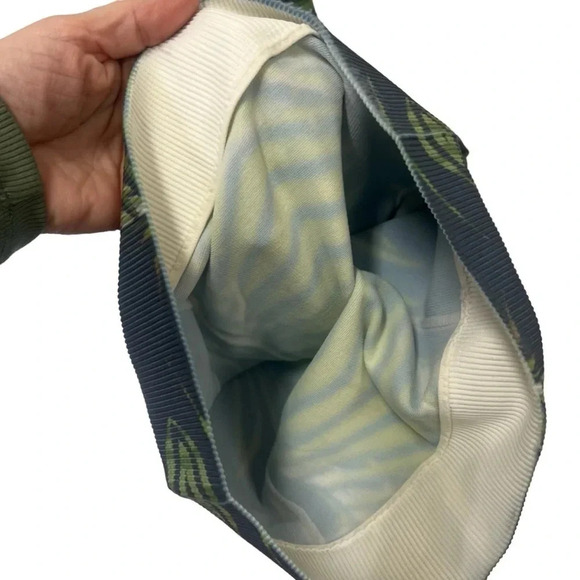 Thatcher from Neiman Marcus jungle print body con skirt size extra small/small - Picture 4 of 5